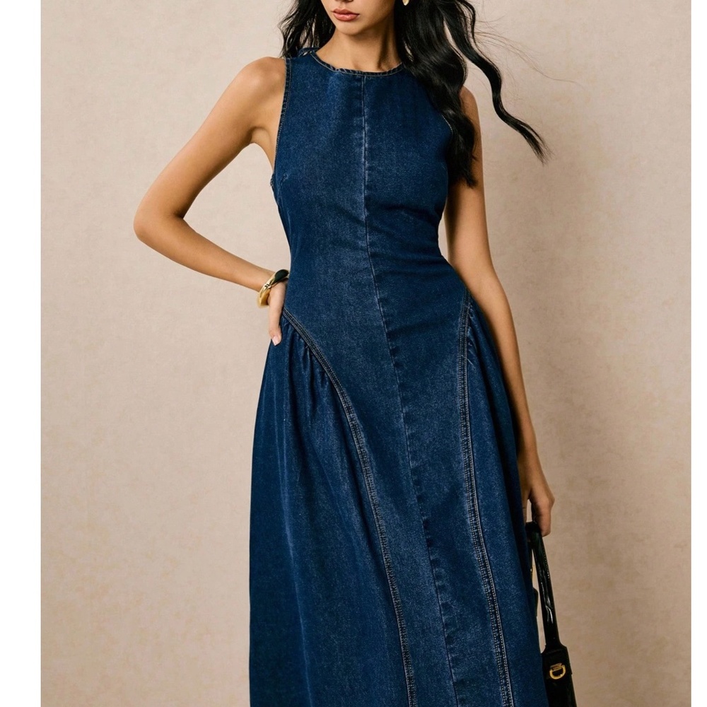 Dark Wash Open Back Sleeveless Flared Hem Denim Dress - Picture 4 of 5